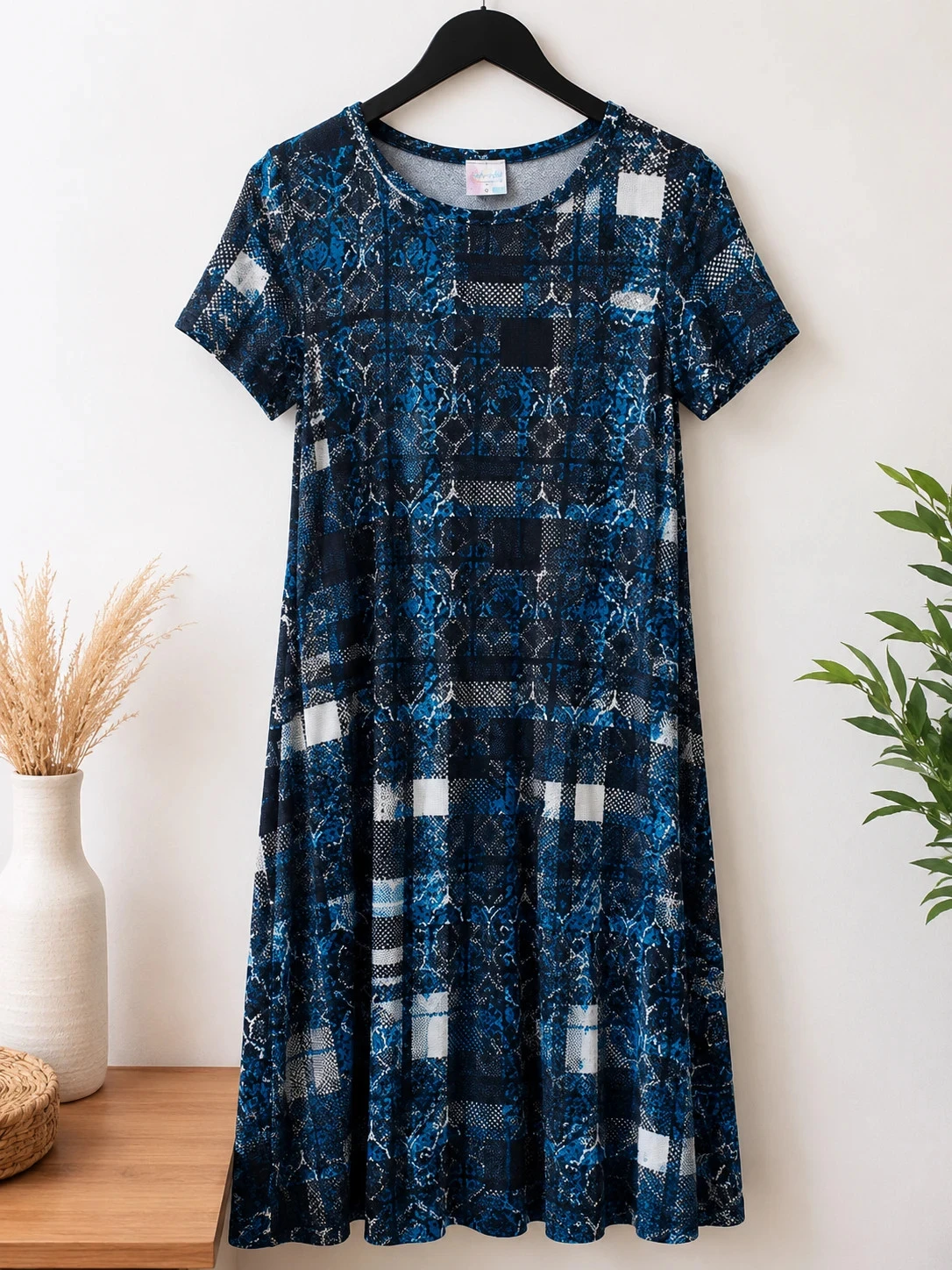 Robe Lularoe femme Taille S bleu imprimé graphique manches courtes fluide